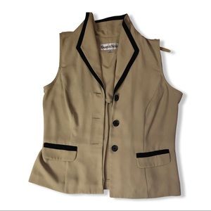 Danny & Nicole sleeveless blouse